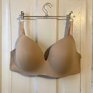 Auden Bliss Lightly Lined Wirefree Bra 38DDD Soft Beige